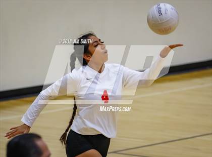 Thumbnail 1 in Valencia @ Manzano photogallery.