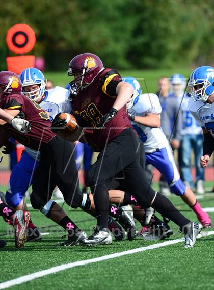 Thumbnail 2 in Lewis Mills @ Granby Memorial photogallery.