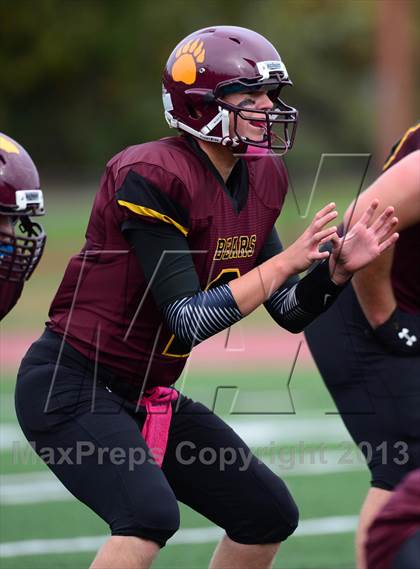 Thumbnail 2 in Lewis Mills @ Granby Memorial photogallery.