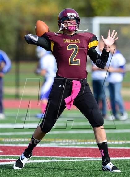 Thumbnail 2 in Lewis Mills @ Granby Memorial photogallery.