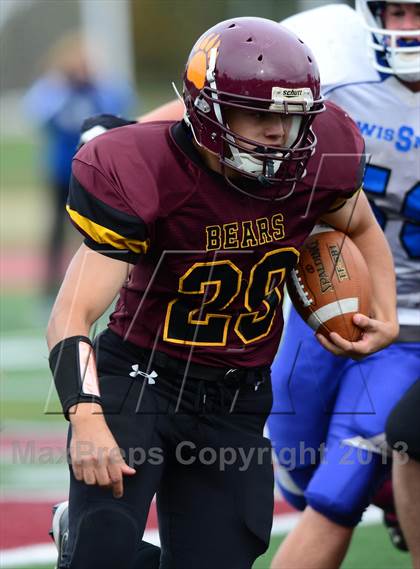 Thumbnail 3 in Lewis Mills @ Granby Memorial photogallery.