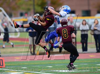 Thumbnail 3 in Lewis Mills @ Granby Memorial photogallery.