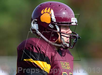 Thumbnail 3 in Lewis Mills @ Granby Memorial photogallery.