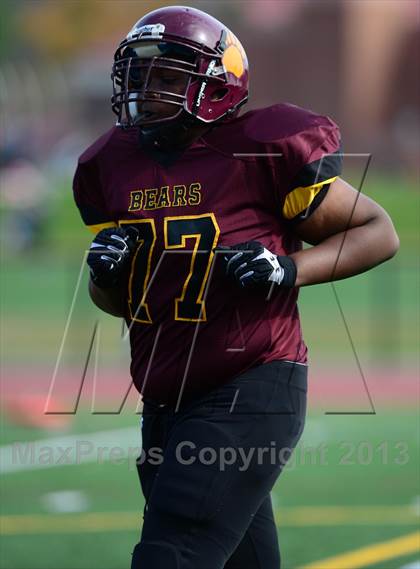 Thumbnail 1 in Lewis Mills @ Granby Memorial photogallery.