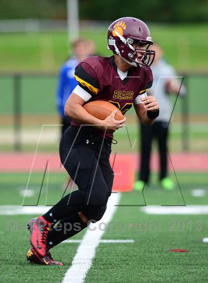 Thumbnail 2 in Lewis Mills @ Granby Memorial photogallery.