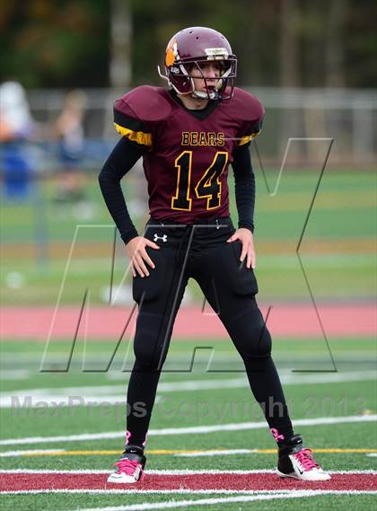 Thumbnail 1 in Lewis Mills @ Granby Memorial photogallery.