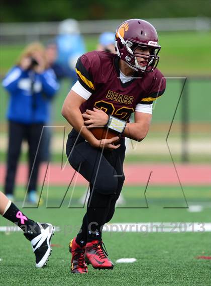 Thumbnail 3 in Lewis Mills @ Granby Memorial photogallery.