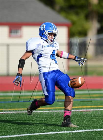 Thumbnail 3 in Lewis Mills @ Granby Memorial photogallery.