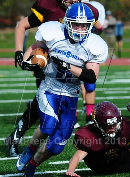 Thumbnail 1 in Lewis Mills @ Granby Memorial photogallery.