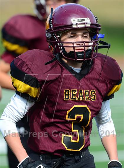 Thumbnail 2 in Lewis Mills @ Granby Memorial photogallery.