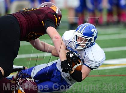 Thumbnail 3 in Lewis Mills @ Granby Memorial photogallery.