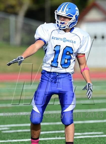 Thumbnail 2 in Lewis Mills @ Granby Memorial photogallery.