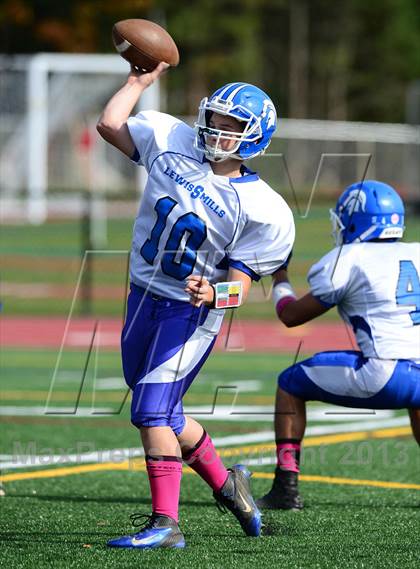 Thumbnail 3 in Lewis Mills @ Granby Memorial photogallery.