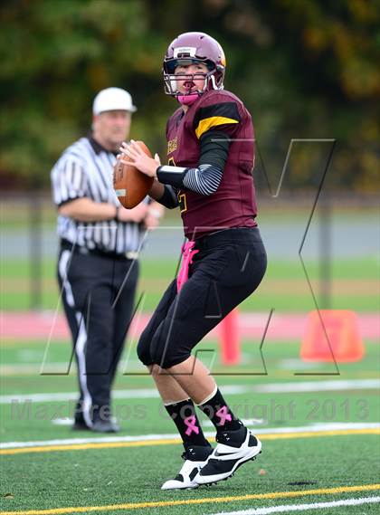 Thumbnail 1 in Lewis Mills @ Granby Memorial photogallery.