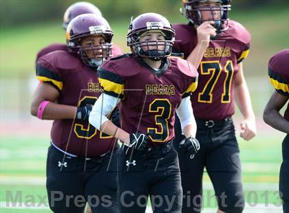 Thumbnail 1 in Lewis Mills @ Granby Memorial photogallery.