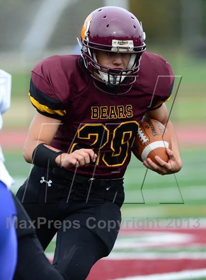 Thumbnail 3 in Lewis Mills @ Granby Memorial photogallery.