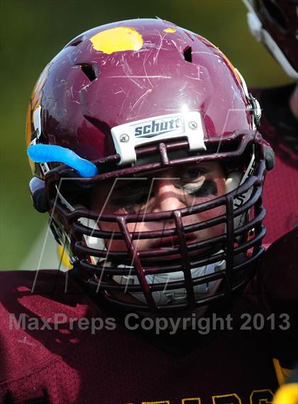 Thumbnail 3 in Lewis Mills @ Granby Memorial photogallery.