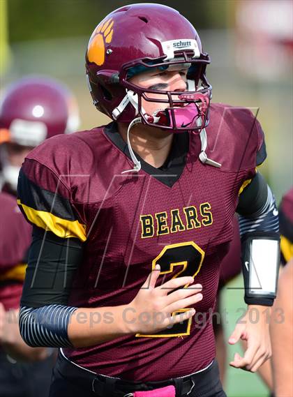 Thumbnail 3 in Lewis Mills @ Granby Memorial photogallery.