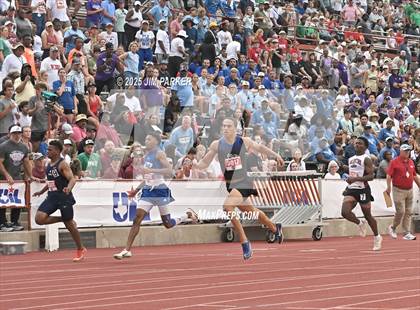 Thumbnail 1 in UIL 4A Track and Field State Finals (Awards) photogallery.