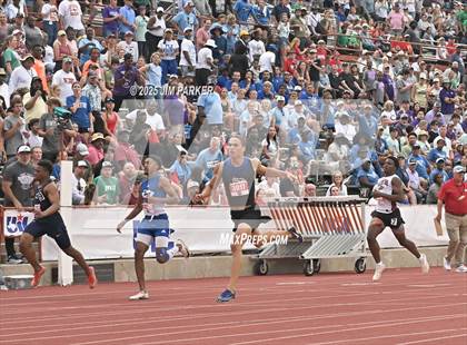 Thumbnail 2 in UIL 4A Track and Field State Finals (Awards) photogallery.