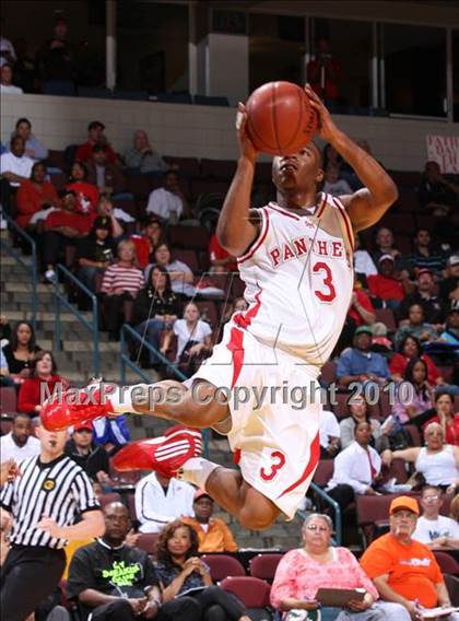 Thumbnail 1 in St. Mary's vs. Price (CIF State D4 Final) photogallery.
