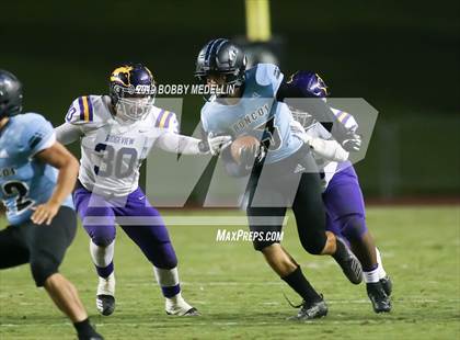 Thumbnail 2 in Clovis North vs. Ridgeview photogallery.