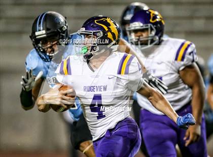Thumbnail 3 in Clovis North vs. Ridgeview photogallery.