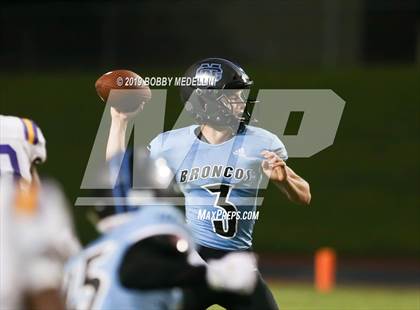Thumbnail 1 in Clovis North vs. Ridgeview photogallery.