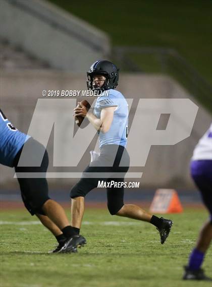 Thumbnail 1 in Clovis North vs. Ridgeview photogallery.