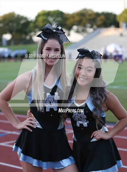 Thumbnail 3 in Clovis North vs. Ridgeview photogallery.