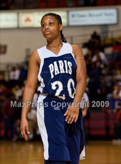 Thumbnail 3 in Iowa Park vs Paris (Fantasy of Lights Tournament) photogallery.