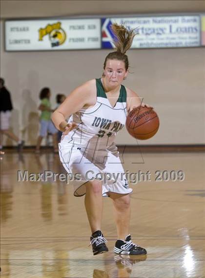 Thumbnail 3 in Iowa Park vs Paris (Fantasy of Lights Tournament) photogallery.