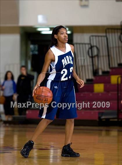 Thumbnail 3 in Iowa Park vs Paris (Fantasy of Lights Tournament) photogallery.