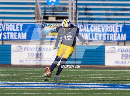 Thumbnail 3 in Massapequa vs. William Floyd - Division I Long Island Championship photogallery.