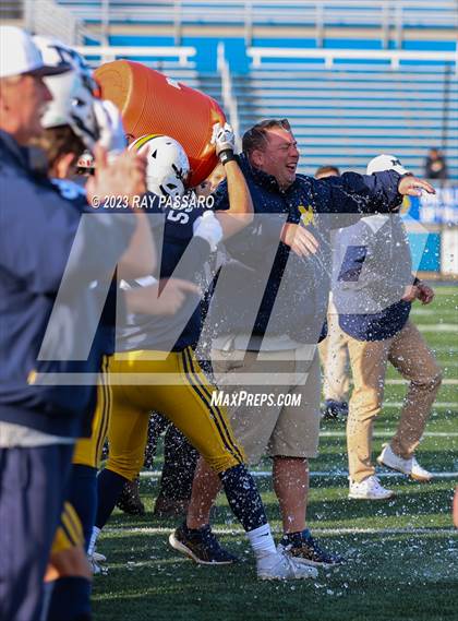 Thumbnail 3 in Massapequa vs. William Floyd - Division I Long Island Championship photogallery.