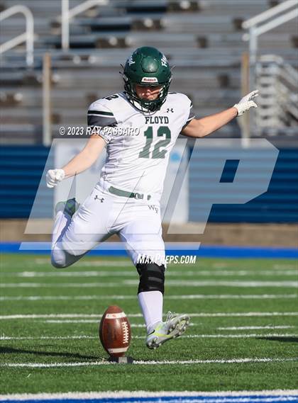 Thumbnail 3 in Massapequa vs. William Floyd - Division I Long Island Championship photogallery.