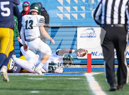 Thumbnail 3 in Massapequa vs. William Floyd - Division I Long Island Championship photogallery.