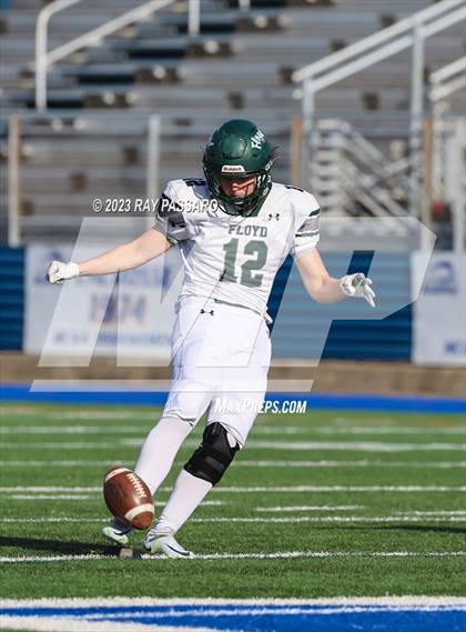 Thumbnail 1 in Massapequa vs. William Floyd - Division I Long Island Championship photogallery.