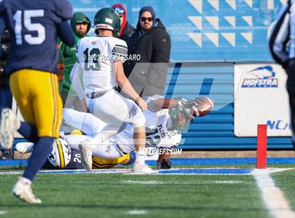 Thumbnail 2 in Massapequa vs. William Floyd - Division I Long Island Championship photogallery.