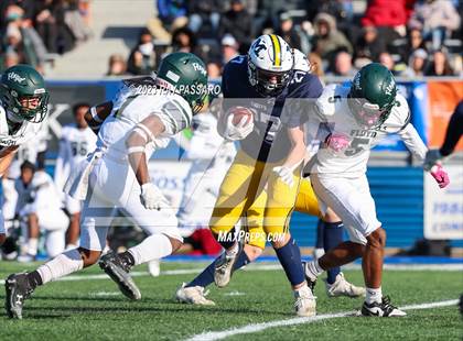 Thumbnail 3 in Massapequa vs. William Floyd - Division I Long Island Championship photogallery.