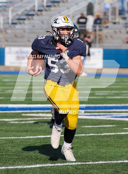 Thumbnail 2 in Massapequa vs. William Floyd - Division I Long Island Championship photogallery.