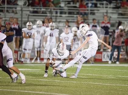 Thumbnail 1 in King @ Paloma Valley photogallery.