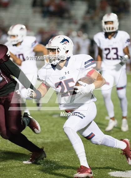 Thumbnail 3 in King @ Paloma Valley photogallery.