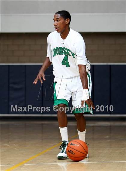 Thumbnail 3 in Colony vs. Dorsey (Johnnie Cochran Classic) photogallery.