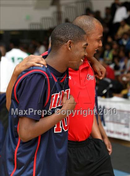 Thumbnail 1 in Colony vs. Dorsey (Johnnie Cochran Classic) photogallery.