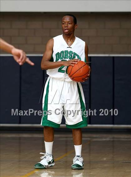 Thumbnail 1 in Colony vs. Dorsey (Johnnie Cochran Classic) photogallery.