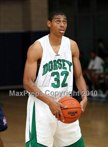 Thumbnail 3 in Colony vs. Dorsey (Johnnie Cochran Classic) photogallery.