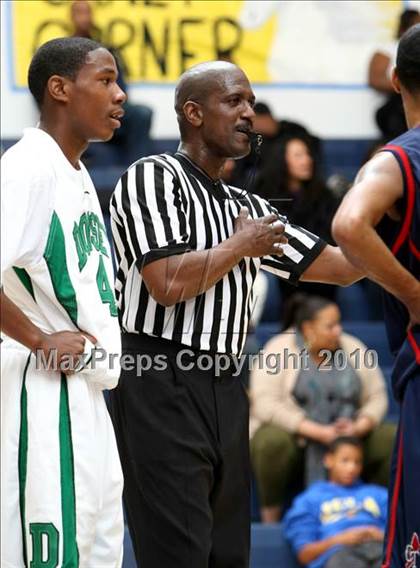Thumbnail 1 in Colony vs. Dorsey (Johnnie Cochran Classic) photogallery.