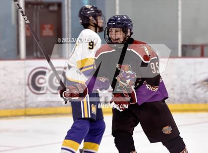 Thumbnail 2 in D2 Tucson Roadrunners vs. D2 Desert Vista photogallery.
