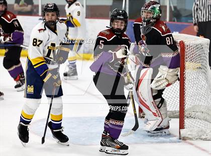 Thumbnail 2 in D2 Tucson Roadrunners vs. D2 Desert Vista photogallery.